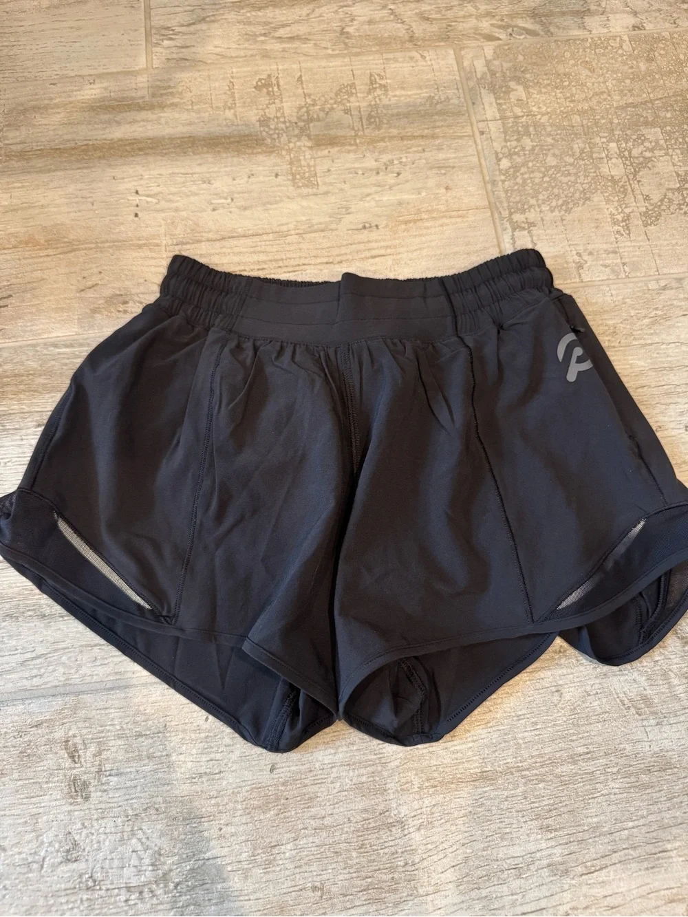 Lululemon x Peloton Hotty Hot Low Rise Shorts 4